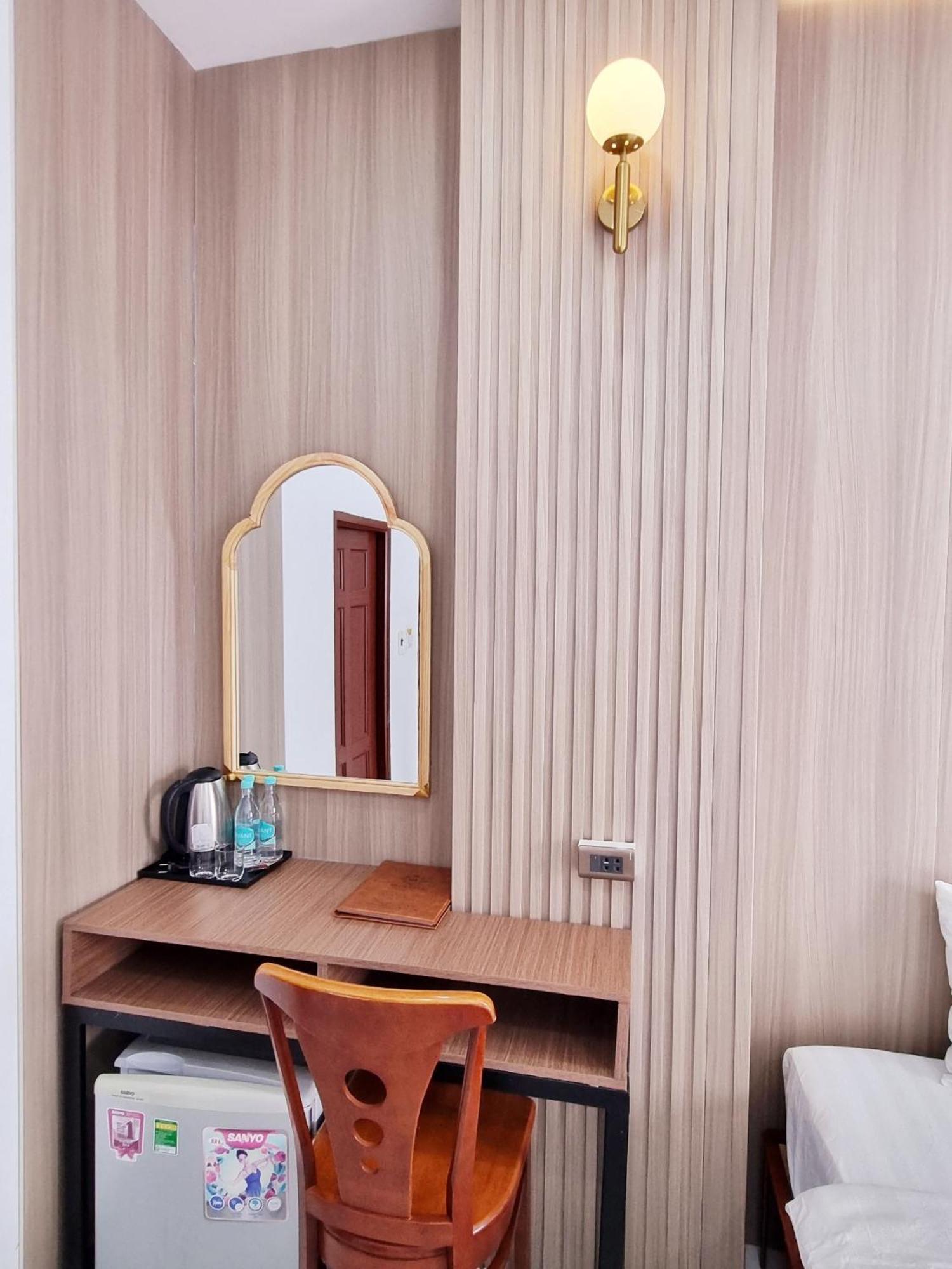 Minh Khue Hotel Vĩnh Long Eksteriør billede