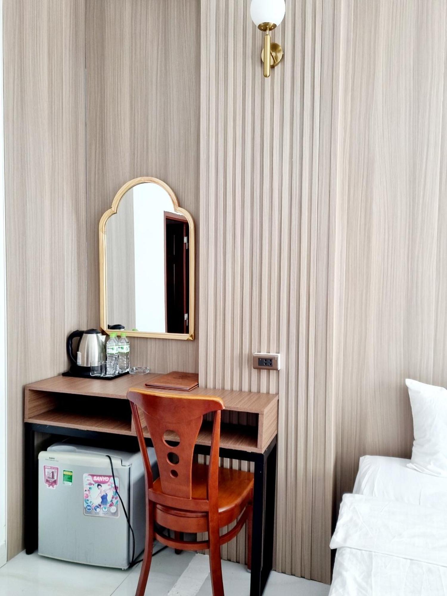 Minh Khue Hotel Vĩnh Long Eksteriør billede